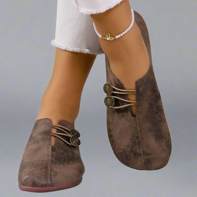 SOLEVA™ – Zeitlose Slipper