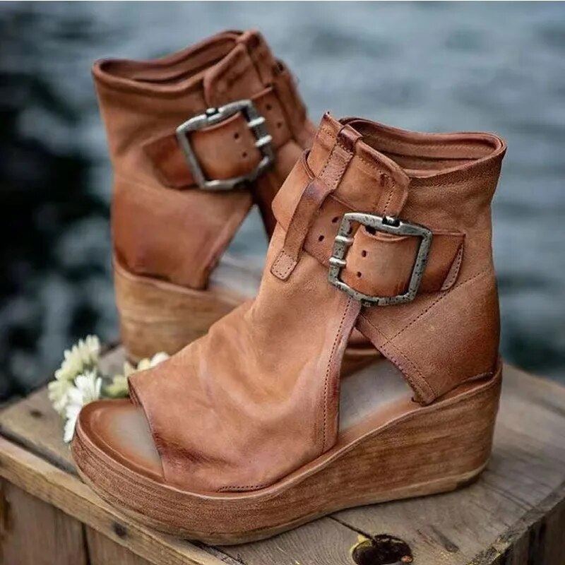 Lira - Elegante und lässige Sandalen